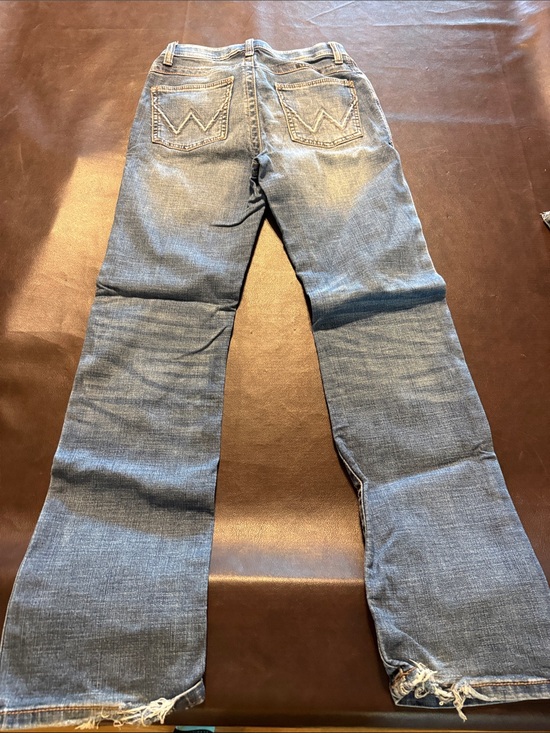 Wrangler Denim - Wrangler women’s Bootcut Jeans in Faded Blue